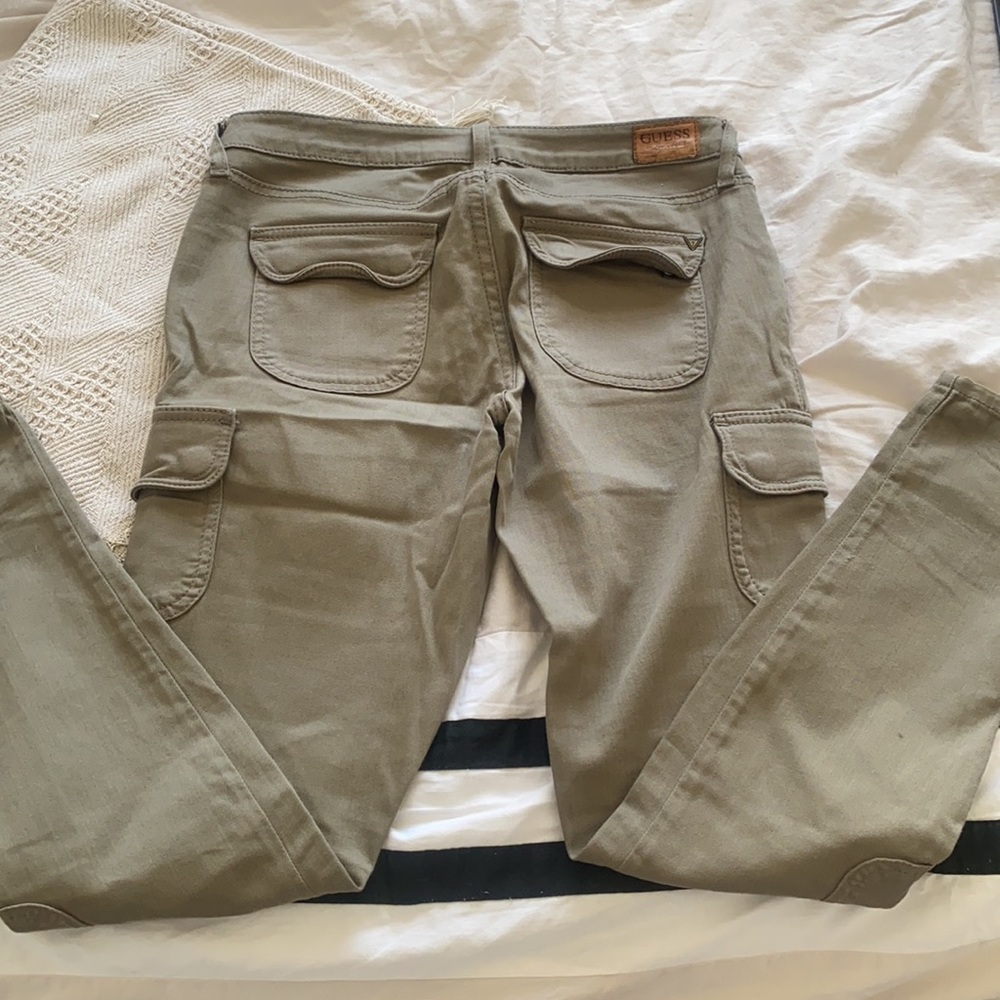GUESS Cargo Pants - Picture 5 of 6